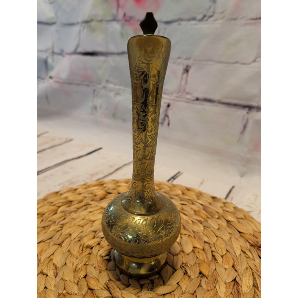 Vintage Cobra Head Brass Pitcher Vase 11" Tall Etched Leaf Floral Design India - Picture 5 of 9